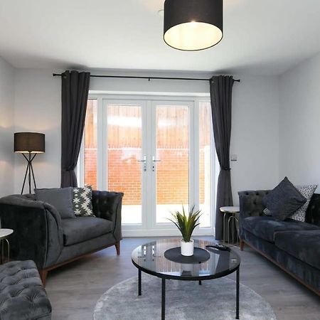 Stunning 2 Bedroom Apartment In Wallasey Extérieur photo
