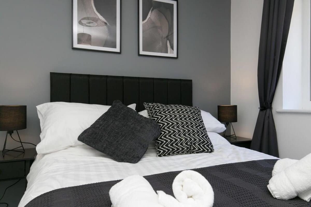 Stunning 2 Bedroom Apartment In Wallasey Extérieur photo