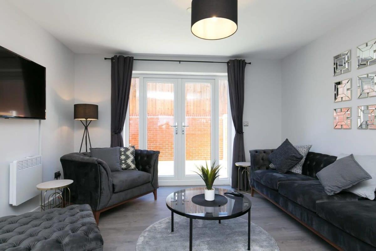 Stunning 2 Bedroom Apartment In Wallasey Extérieur photo